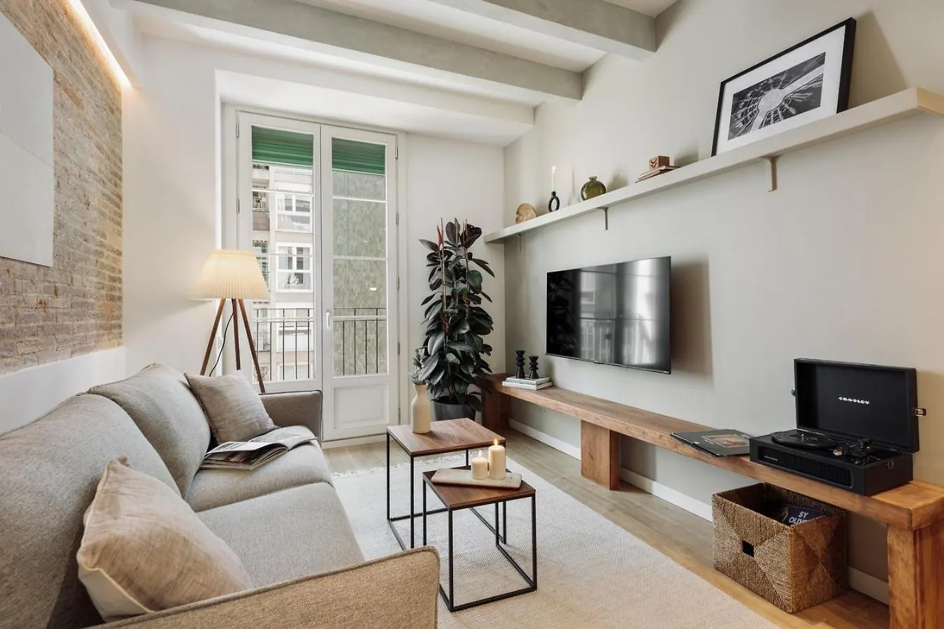 Ebre - 1 Bedroom And Balcony In Eixampre Esquerre Βαρκελώνη